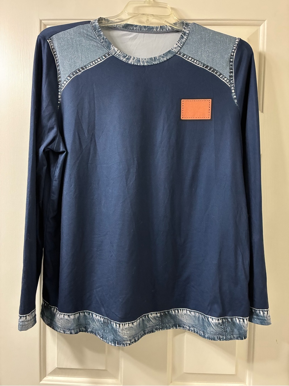 Source Unknown Navy Long-Sleeve Blouse with Light Denim Trim
